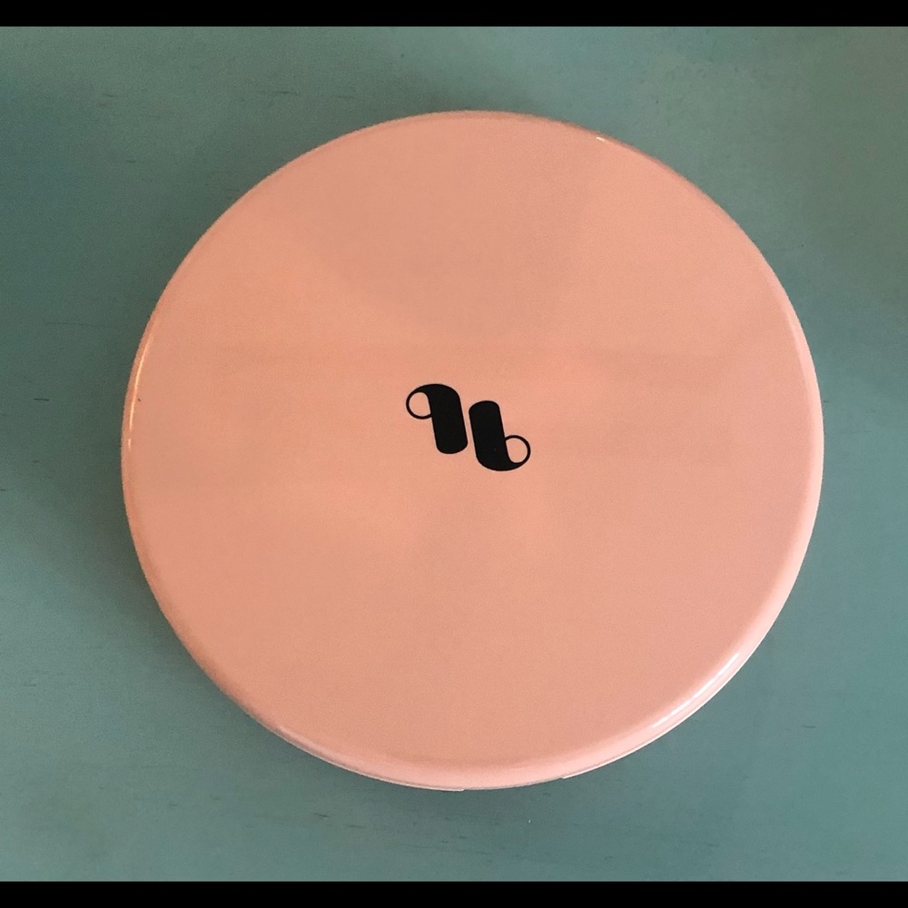 Mirror with LED Lights
NEW IN BOX